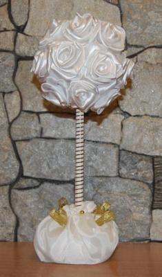 Прикрепленное изображение: topiar wedding rose 1.jpg